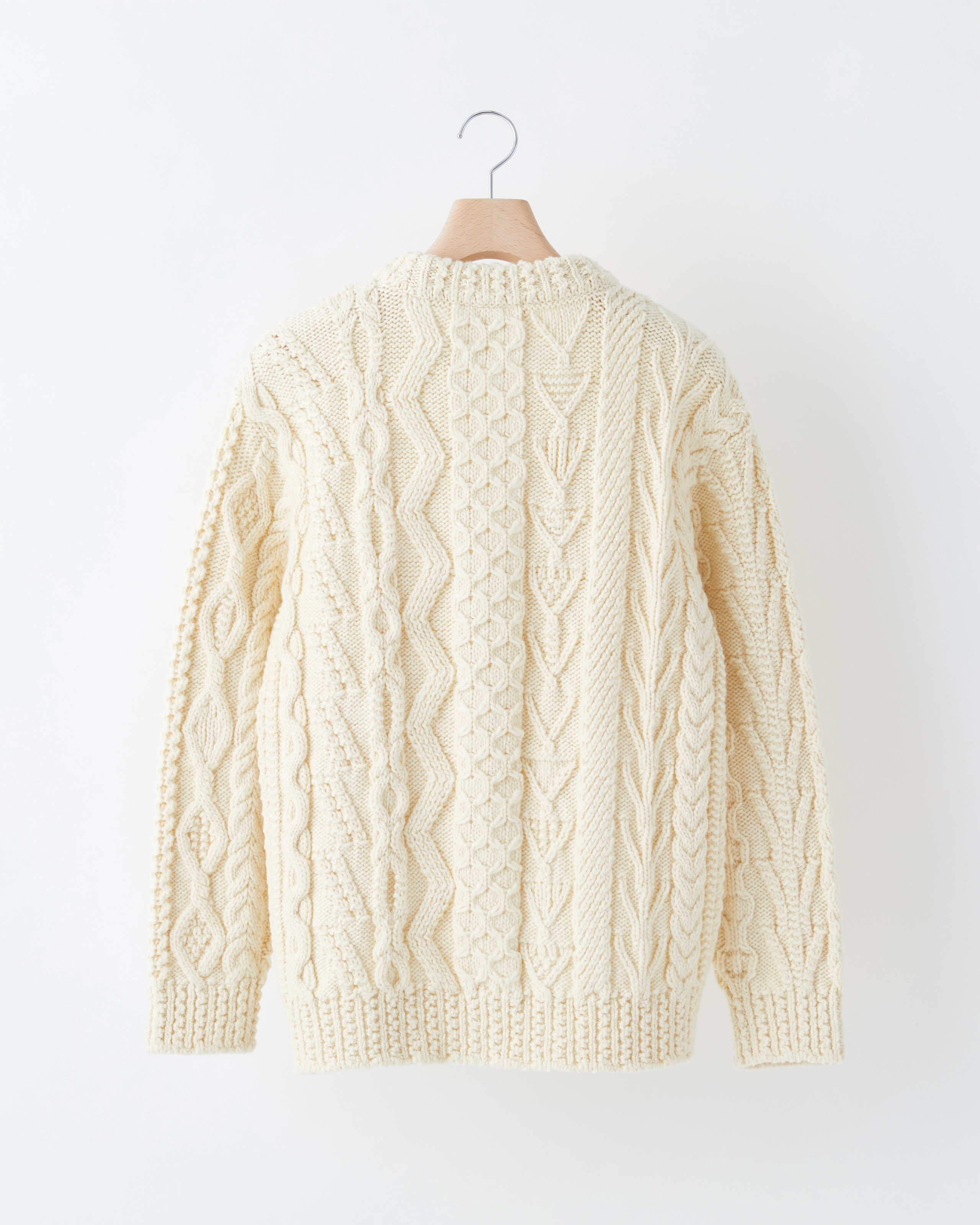 A2 : A SWEATER IS LOVE. -WHITE - Yonetomi STORE ONLINE｜ヨネトミストアオンライン