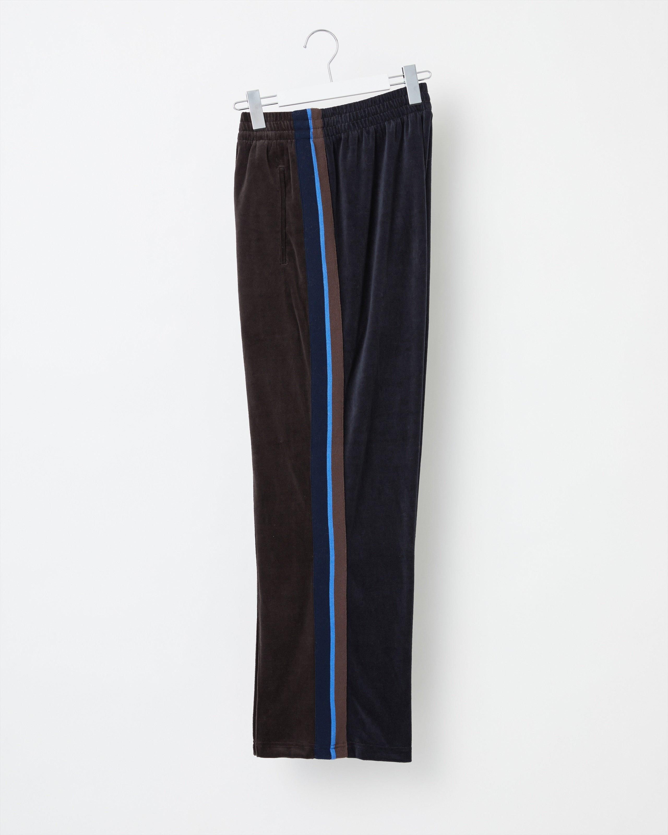 KNIT SIDELINE VELOR PANTS - Yonetomi STORE ONLINE｜ヨネトミ