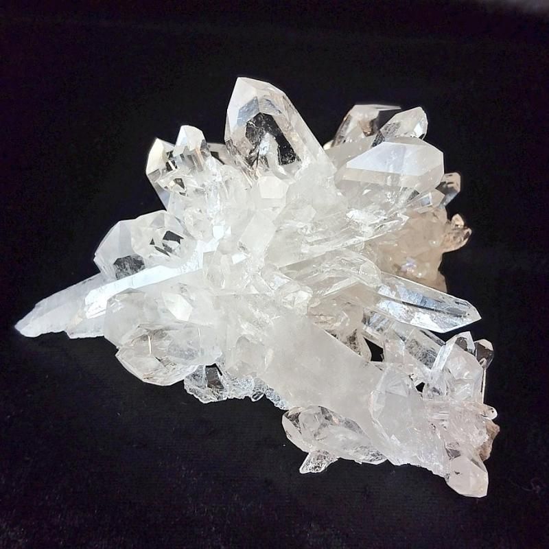 ゼッカ産スターブラリークリスタルクラスター - 天然石
