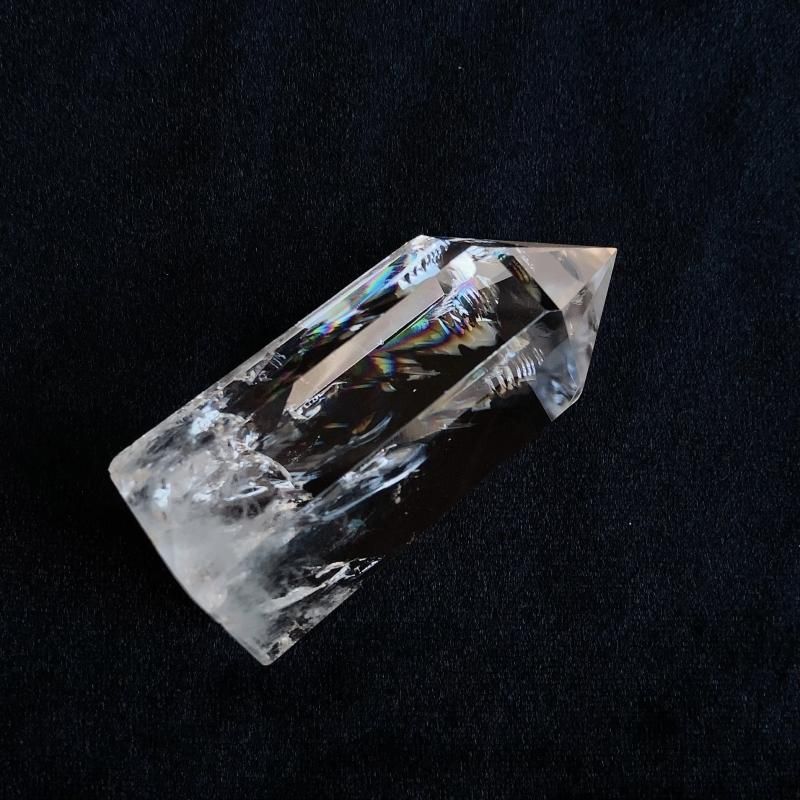 ポイント 大 水晶 レインボー入り 1344g 天然石 パワーストーン 石