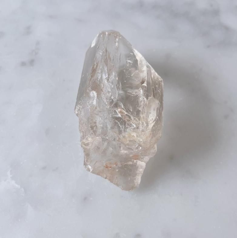 モンドクォーツ 先細りスモーキークォーツ モンドクォーツ - 天然石パワーストーンANGELICA｜mimineko