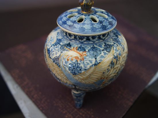 青華金彩鳳凰文 香炉 - 山本長左の器 青華金彩鳳凰文 香炉 - 山本長左の器