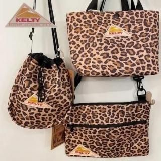 <img class='new_mark_img1' src='https://img.shop-pro.jp/img/new/icons12.gif' style='border:none;display:inline;margin:0px;padding:0px;width:auto;' />KELTY  ƥGold Leopardҥ祦꡼ȡȡå塡ݥåȡ