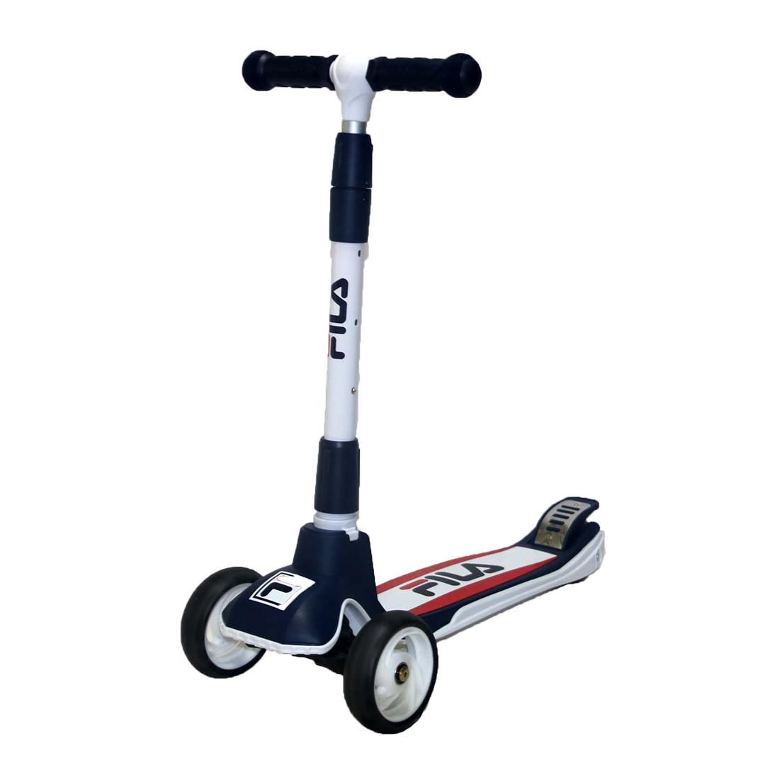 【ギフト】 キッズスクーター 1-15歳 乗用玩具 3輪 キックボード 子供用 三輪車