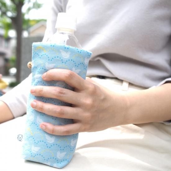 ペットボトルカバー　青い薔薇　本革持ち手　ハンドメイド ペットボトルカバー 青い薔薇 本革持ち手 ハンドメイド