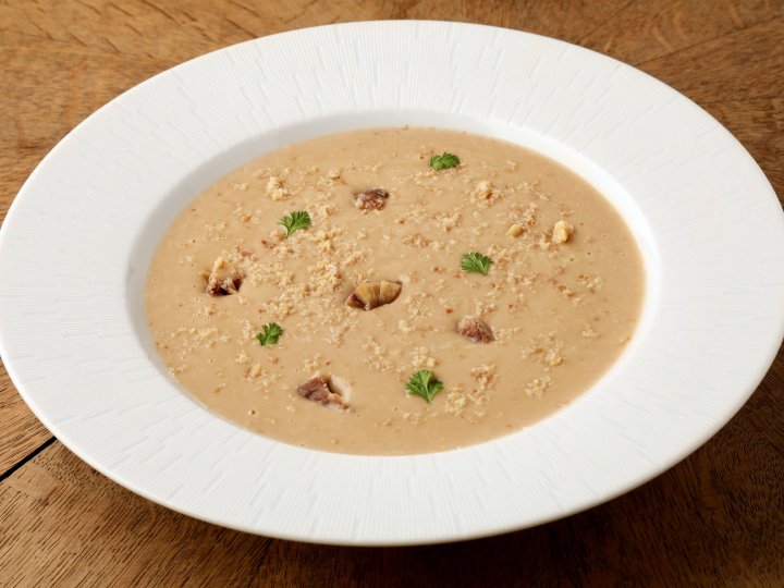 ơ˥巪Υ<br /> Chestnut Velouté soup