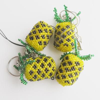 ★(くまこ⭐！)モルダバイト 7.5ミリ珠 ビーズCD(鑑別コピー付) パイナップルビーズキーホルダー/グァテマラ雑貨 ・フェアトレード