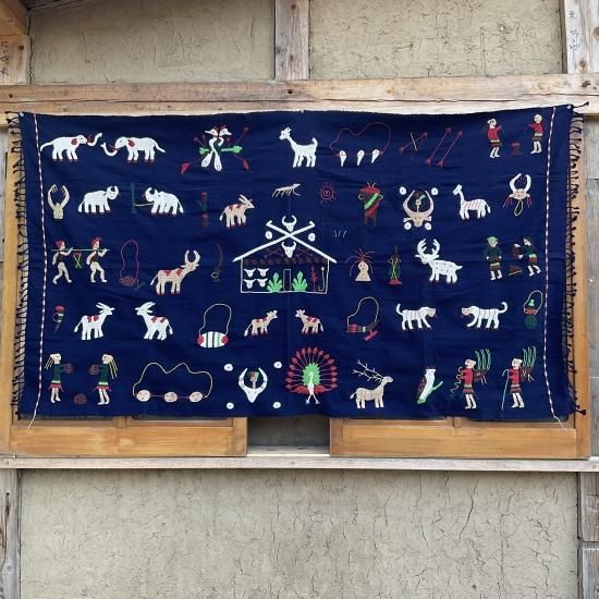 ナガ族の手刺繍 布 紺 - Tribal Arts