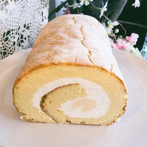 ロールケーキサンプル バニラ　日本製イワサキ ロールケーキサンプル バニラ 日本製イワサキ