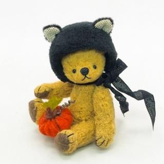 Elly's Bear<br>դ