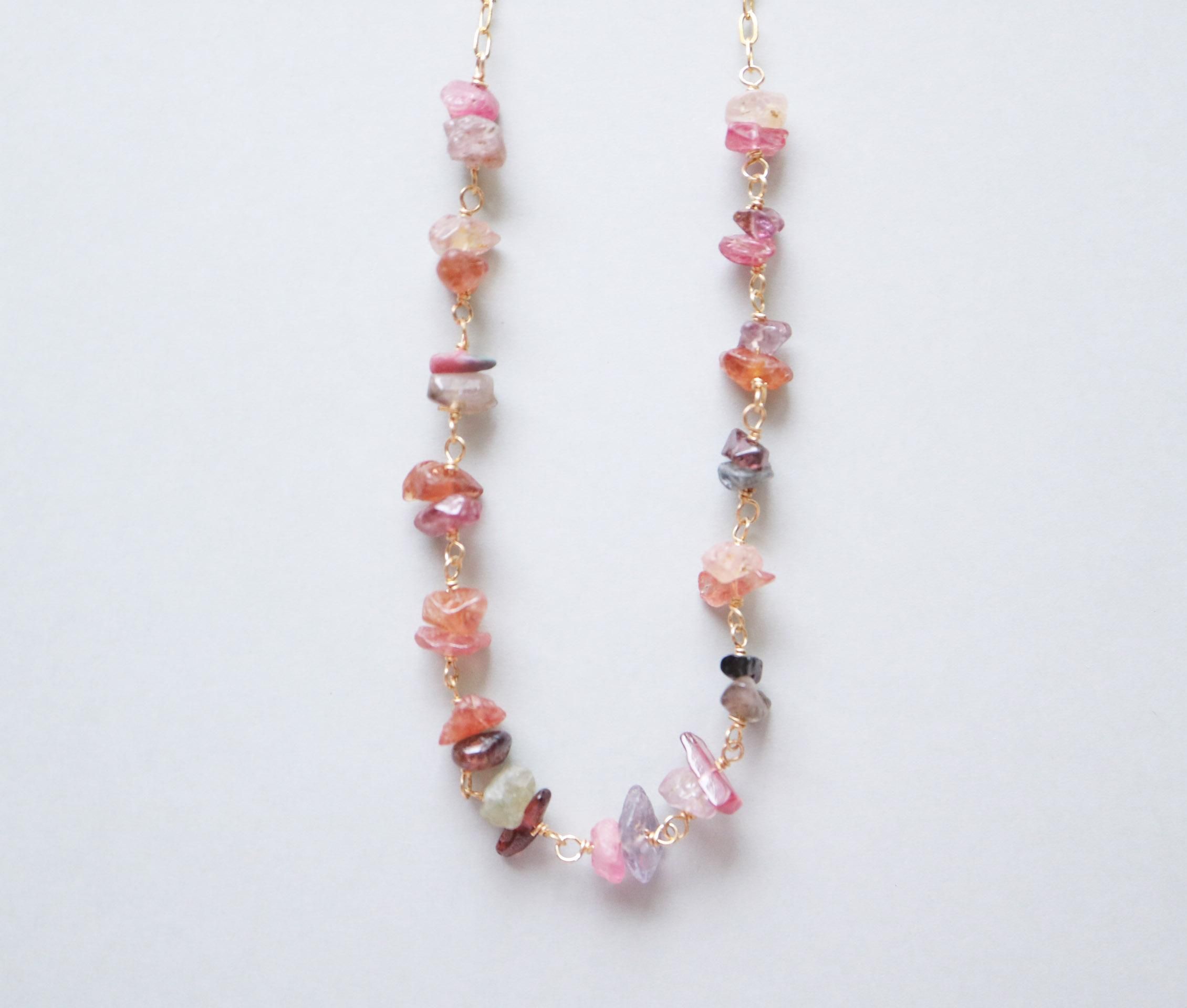 マルチカラースピネルのネックレス - Snow blossoms Online Shop
