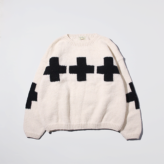 <img class='new_mark_img1' src='https://img.shop-pro.jp/img/new/icons13.gif' style='border:none;display:inline;margin:0px;padding:0px;width:auto;' />MacMahon knitting Mills /  CREW NECK LS KNITLINE CROSS- WHITE