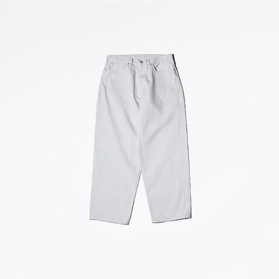 <img class='new_mark_img1' src='https://img.shop-pro.jp/img/new/icons13.gif' style='border:none;display:inline;margin:0px;padding:0px;width:auto;' />Sanca () / IVORY DENIM 5P WIDE FIT - IVORY