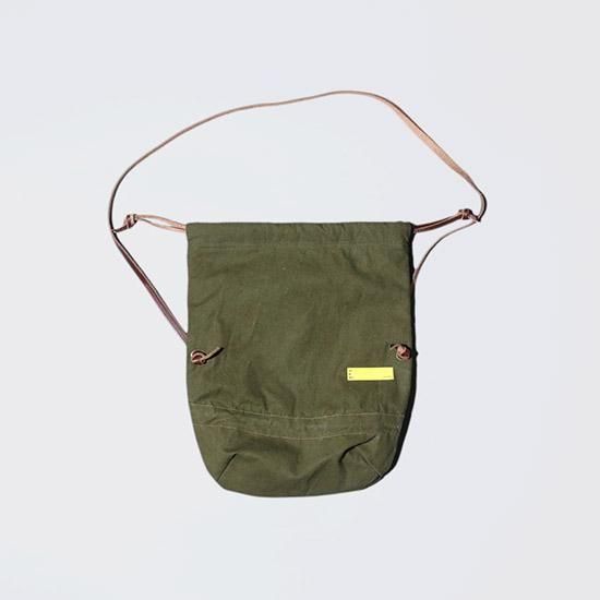 <img class='new_mark_img1' src='https://img.shop-pro.jp/img/new/icons13.gif' style='border:none;display:inline;margin:0px;padding:0px;width:auto;' />go-getter (å) / REMAKE US MILITARY SHOUDER BAG - #5