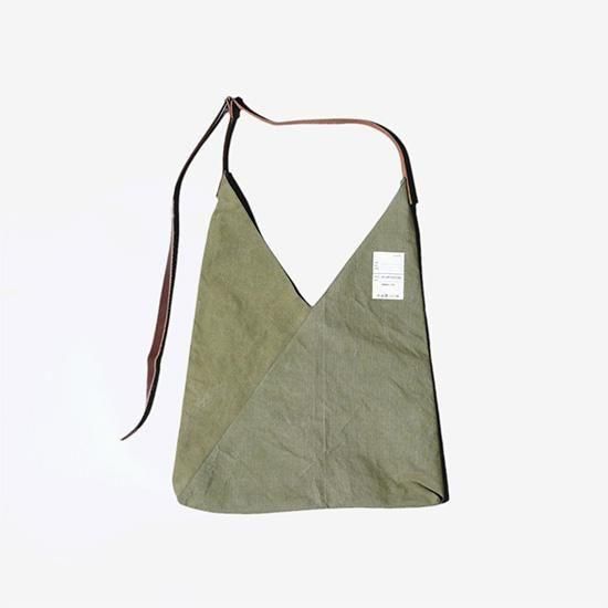 <img class='new_mark_img1' src='https://img.shop-pro.jp/img/new/icons13.gif' style='border:none;display:inline;margin:0px;padding:0px;width:auto;' />go-getter (å) / V-CUT shoulder Bag - #2