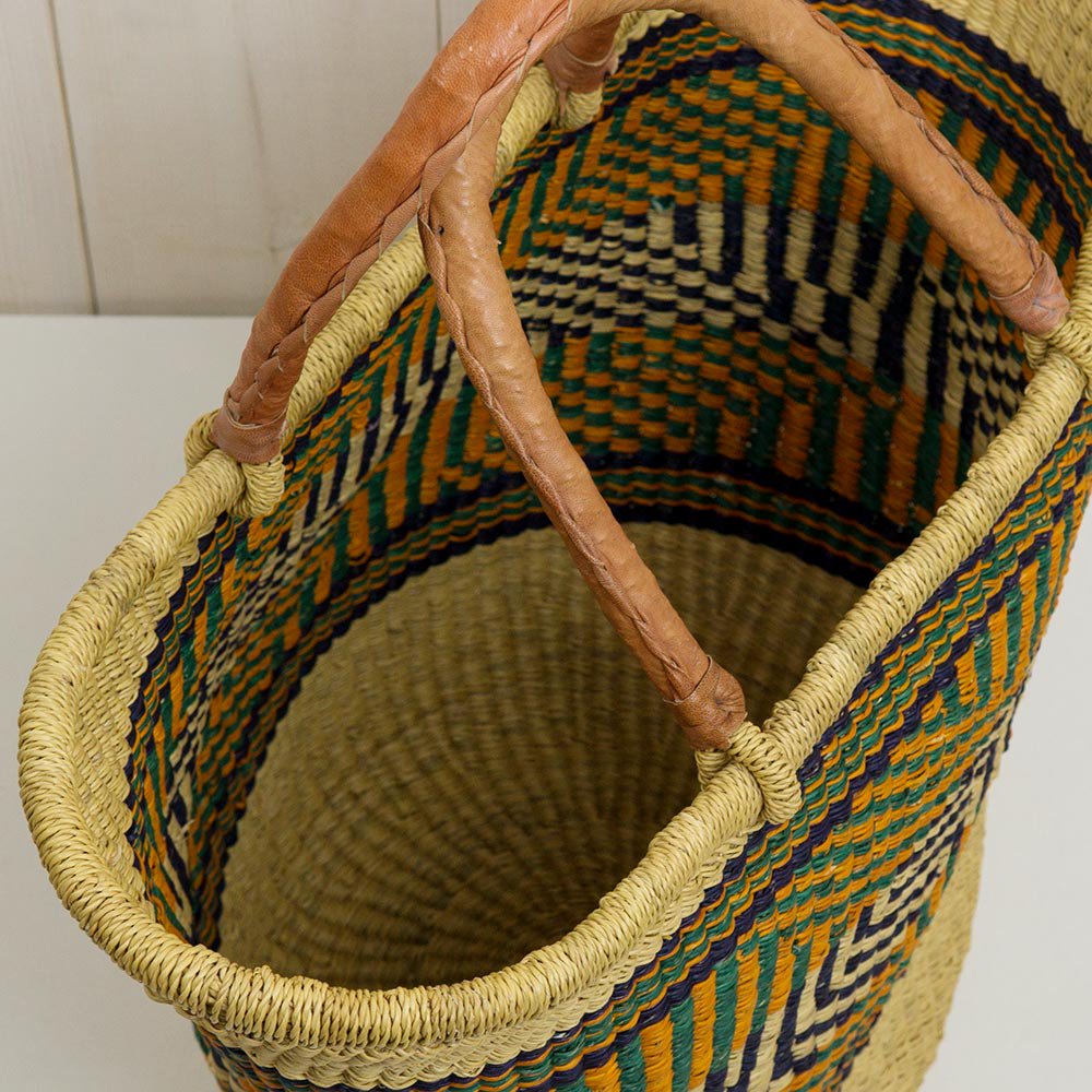 <img class='new_mark_img1' src='https://img.shop-pro.jp/img/new/icons14.gif' style='border:none;display:inline;margin:0px;padding:0px;width:auto;' />Leather x Straw African BAGͥ