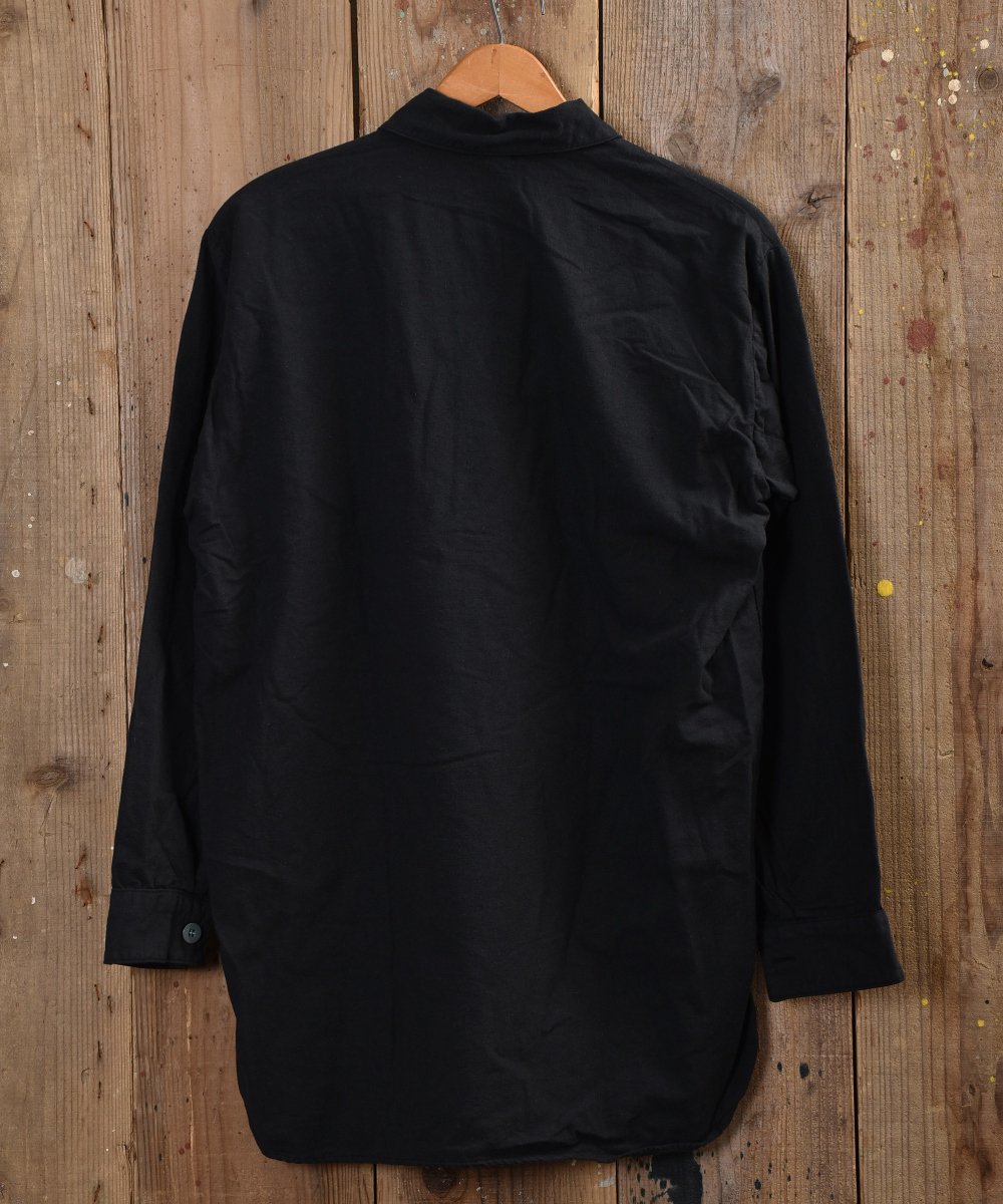 スウェーデン軍スリーピングシャツ｜黒染め｜サイズ39 - 古着のネット