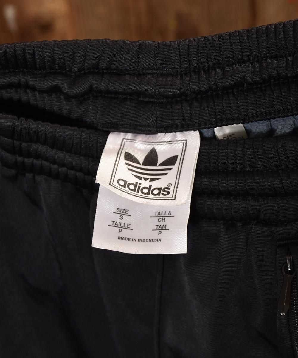 古着 adidas アディダス ジャージ 黒 ラフパンツ 美品 adidas パンツ 「ヴィンテージ古着」adidas / アディダス ロゴ刺繍入り
