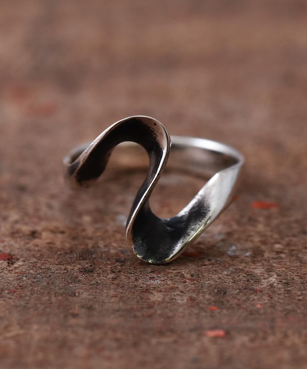 リボンモチーフシルバーリング - 古着屋グレープフルーツ ムーン