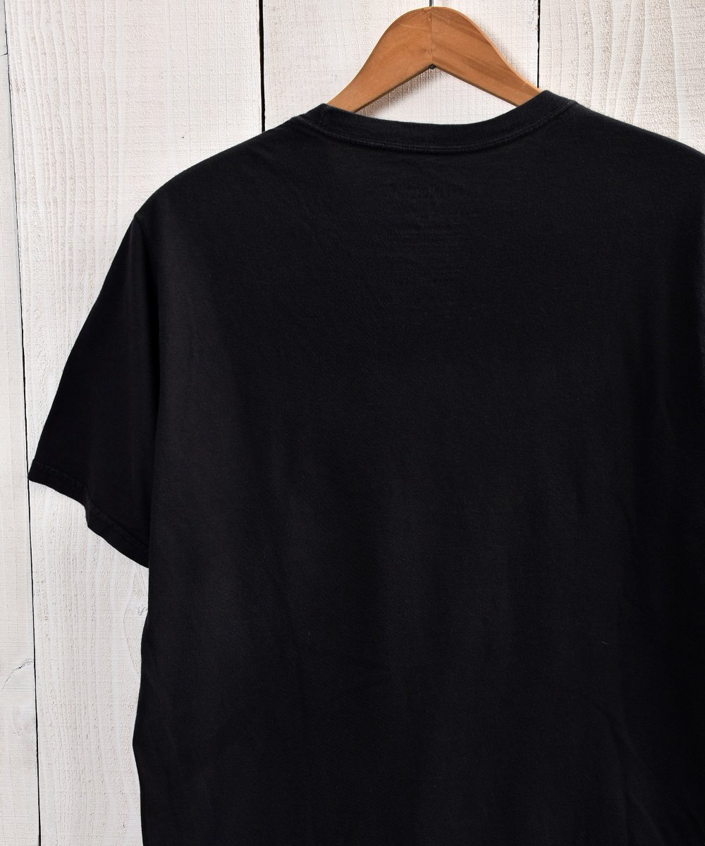 Hurley X Print T Shirt |プリントTシャツ ブラック系 - 古着のネット通販サイト 古着屋グレープフルーツ  ムーン(Grapefruitmoon)Onlineshop ヴィンテージアイテム・レトロファッション