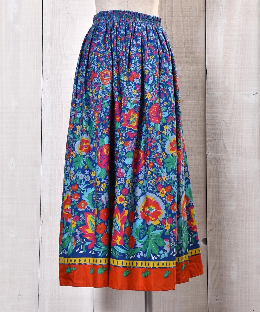 Flower Multi Pattern Skirt One Piece 2 Way 総花柄スカート ワンピース 2way 古着のネット通販サイト 古着屋グレープフルーツムーン Grapefruitmoon Onlineshop ヴィンテージアイテム レトロファッション Flower Multi Pattern Skirt One Piece 2 Way 総花柄スカート ワンピース 2way 古着のネット通販サイト 古着屋グレープフルーツムーン Grapefruitmoon Onlineshop ヴィンテージアイテム レトロファッション