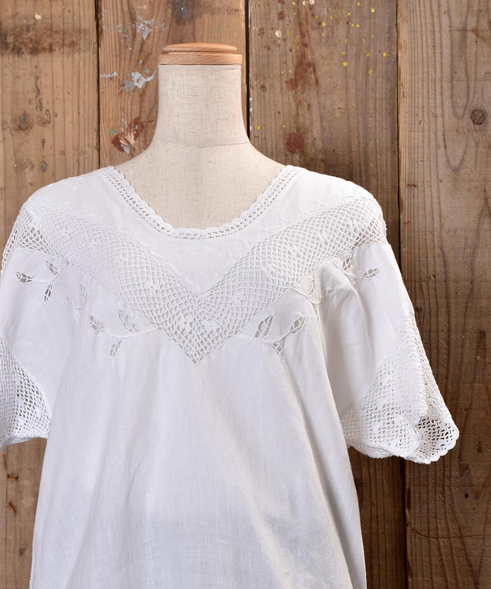 Made in Europe Ramee Fabric Embroidery Blouse ｜ヨーロッパ製