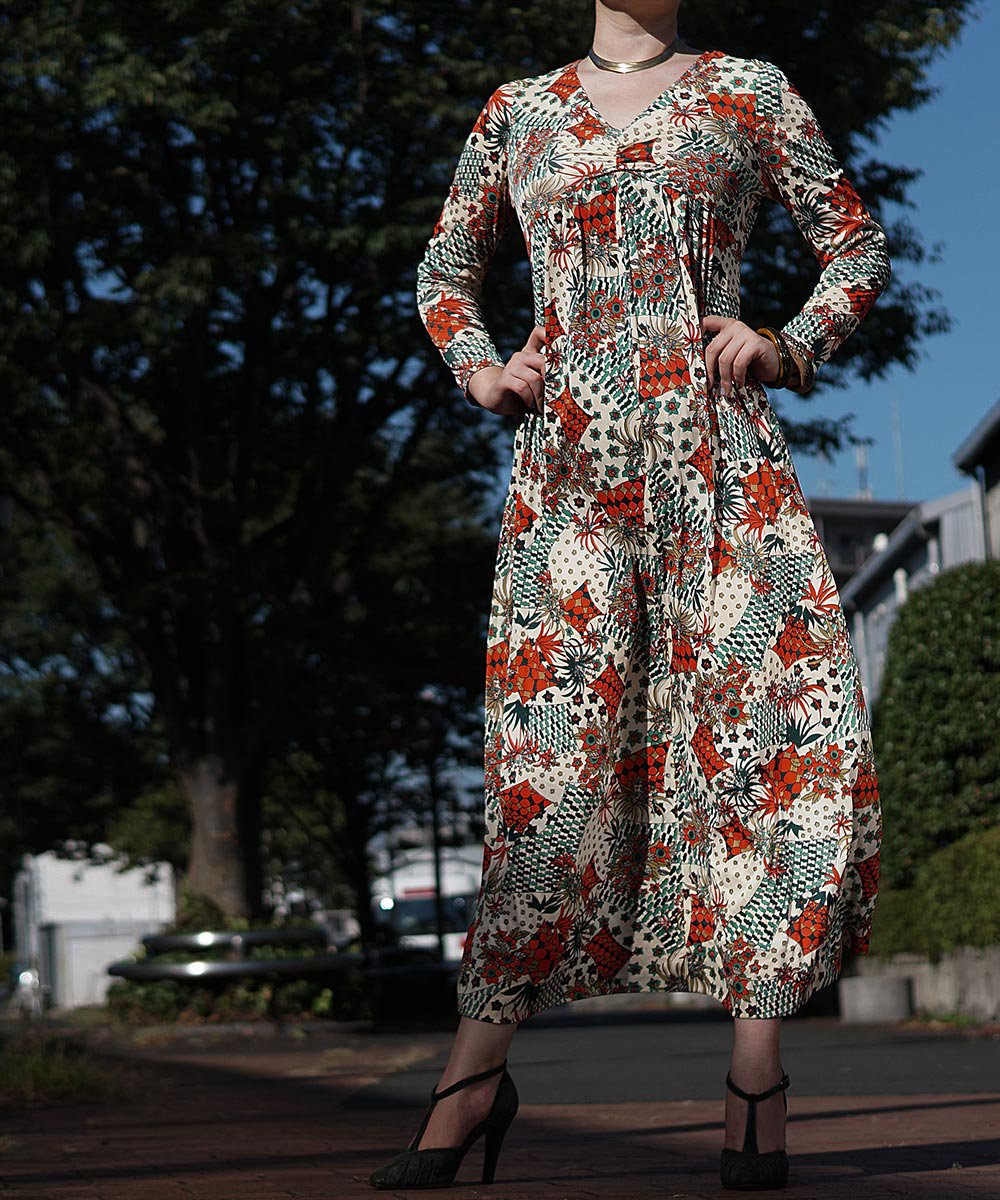 70's Oriental Multi Pattern Dress ｜70年代 オリエンタル総柄ドレス - 古着のネット通販サイト  古着屋グレープフルーツムーン(Grapefruitmoon)Onlineshop ヴィンテージアイテム・レトロファッション