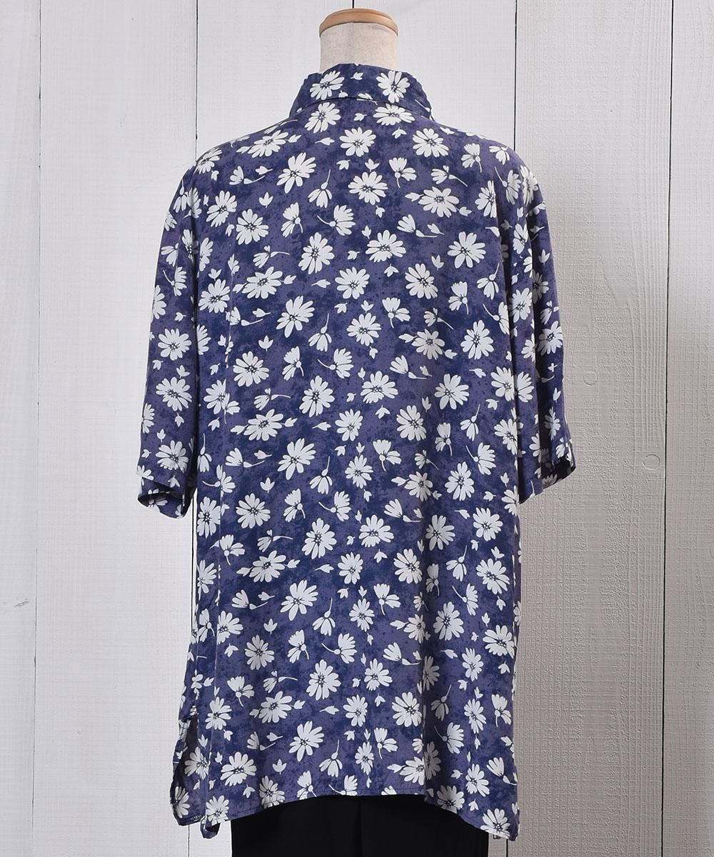 Short Sleeve Shirt Flower Pattern Cosmos Shell Button 半袖 花柄 コスモス シェルボタン 古着のネット通販サイト 古着屋グレープフルーツムーン Grapefruitmoon Onlineshop ヴィンテージアイテム レトロファッション