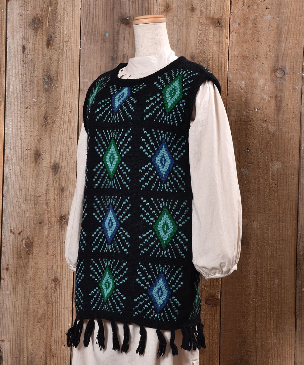 70's～80's｜White Stag｜diamond Pattern Fringe V Neck Long Knit