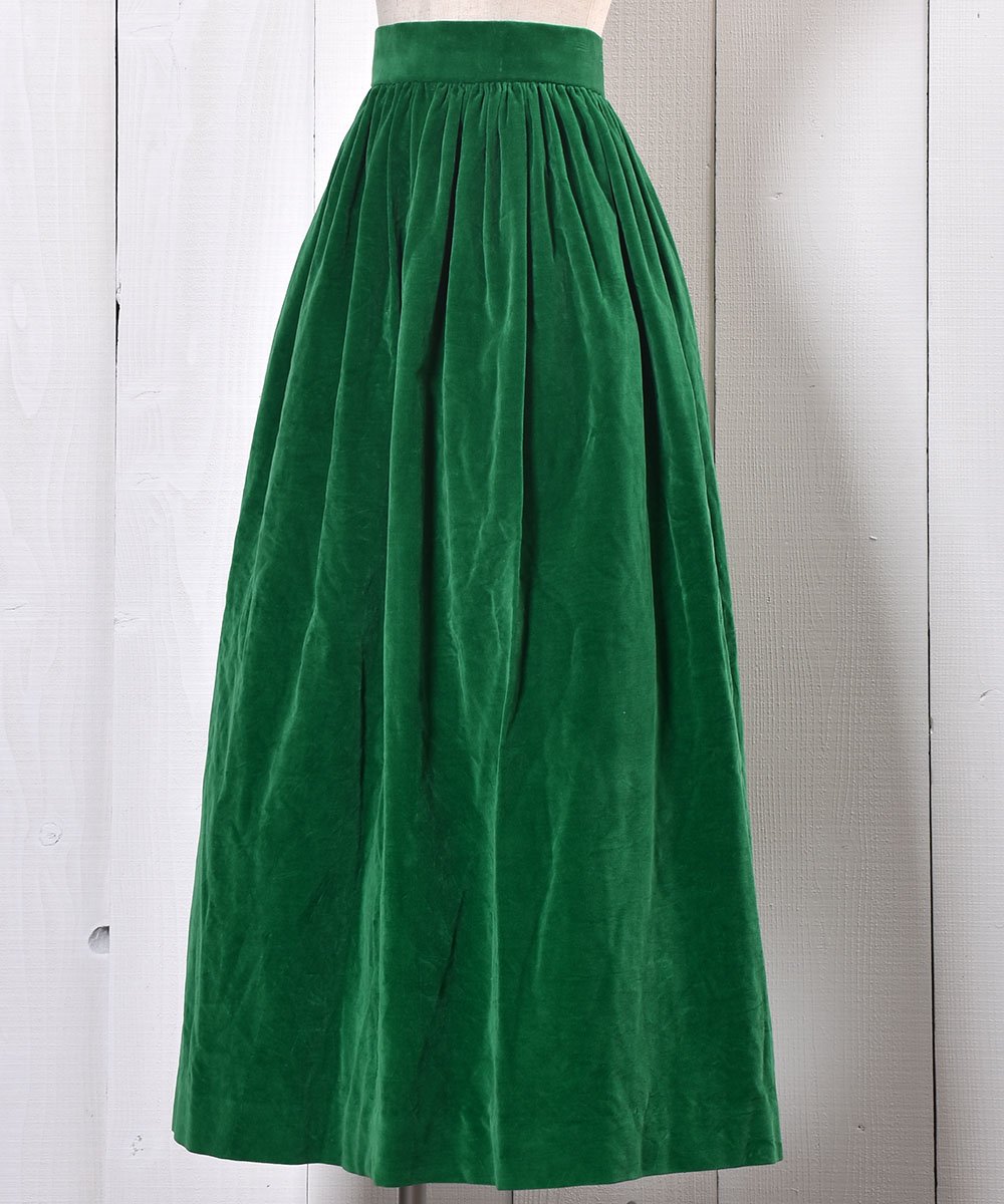 60 S Vintage Flare Skirt Velvet 60年代 ビンテージフレアスカート ベロア 古着のネット通販サイト 古着屋グレープフルーツムーン Grapefruitmoon Onlineshop ヴィンテージアイテム レトロファッション