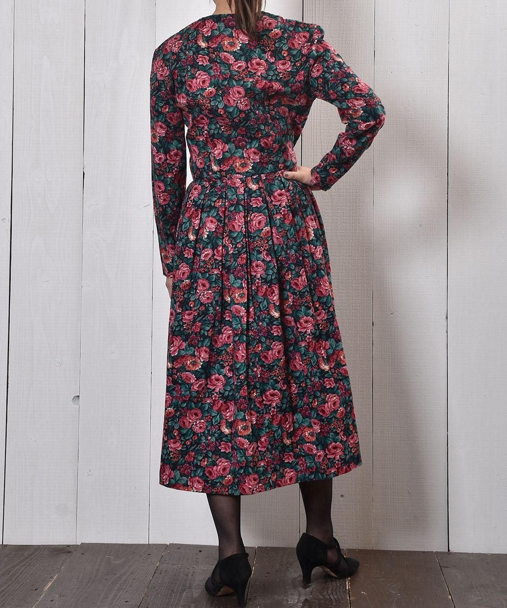 饦ɥ顼  ץ꡼ĥԡRound Collar Pleats One-Piece Flower Patternͥ