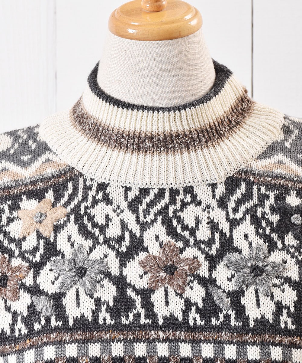 åͥå  㥬  졼 Flower Jacquard  Sweater  Grayͥ