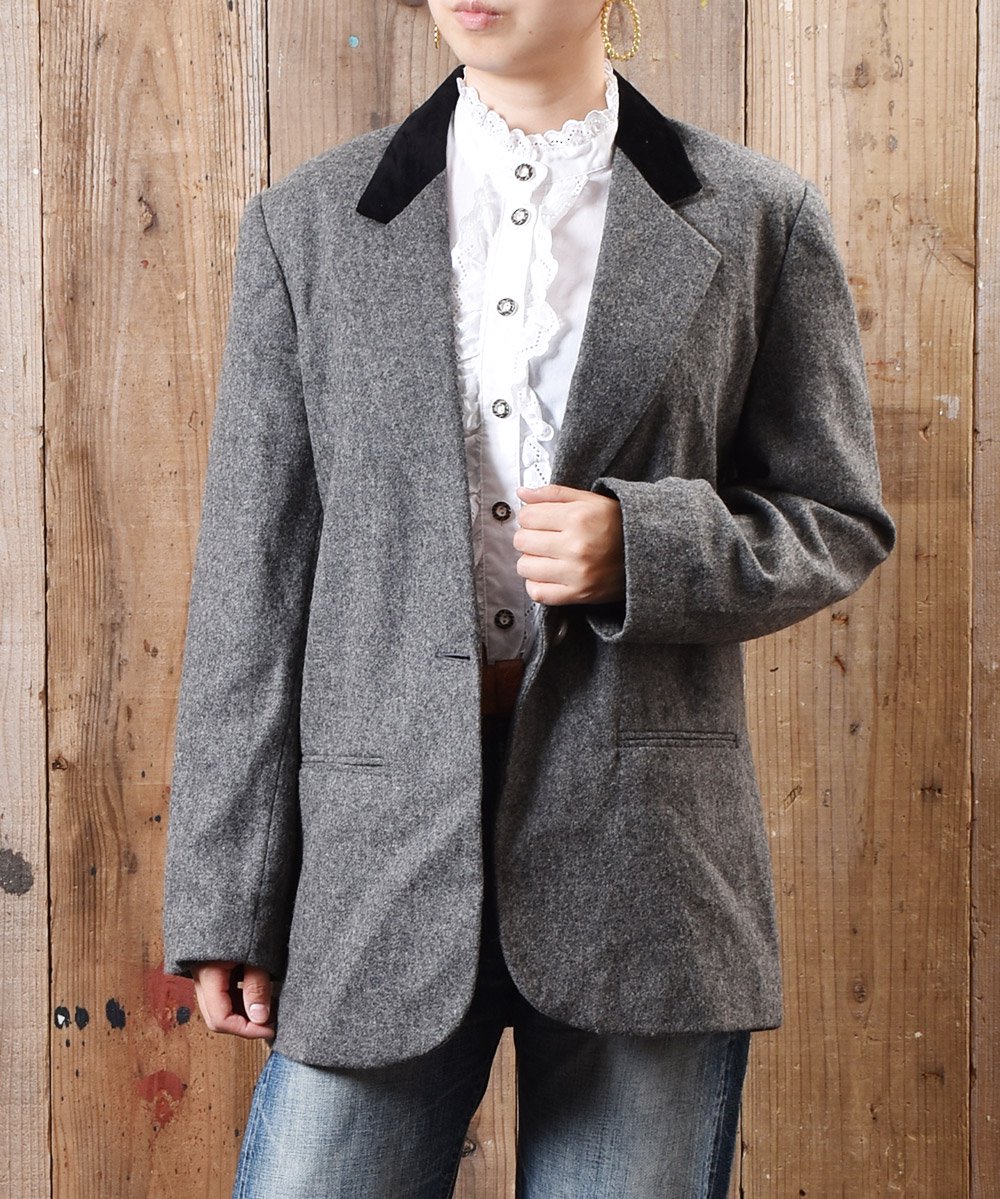 グレー ラペル切り替え ウールジャケット 薄手 - 古着のネット通販 