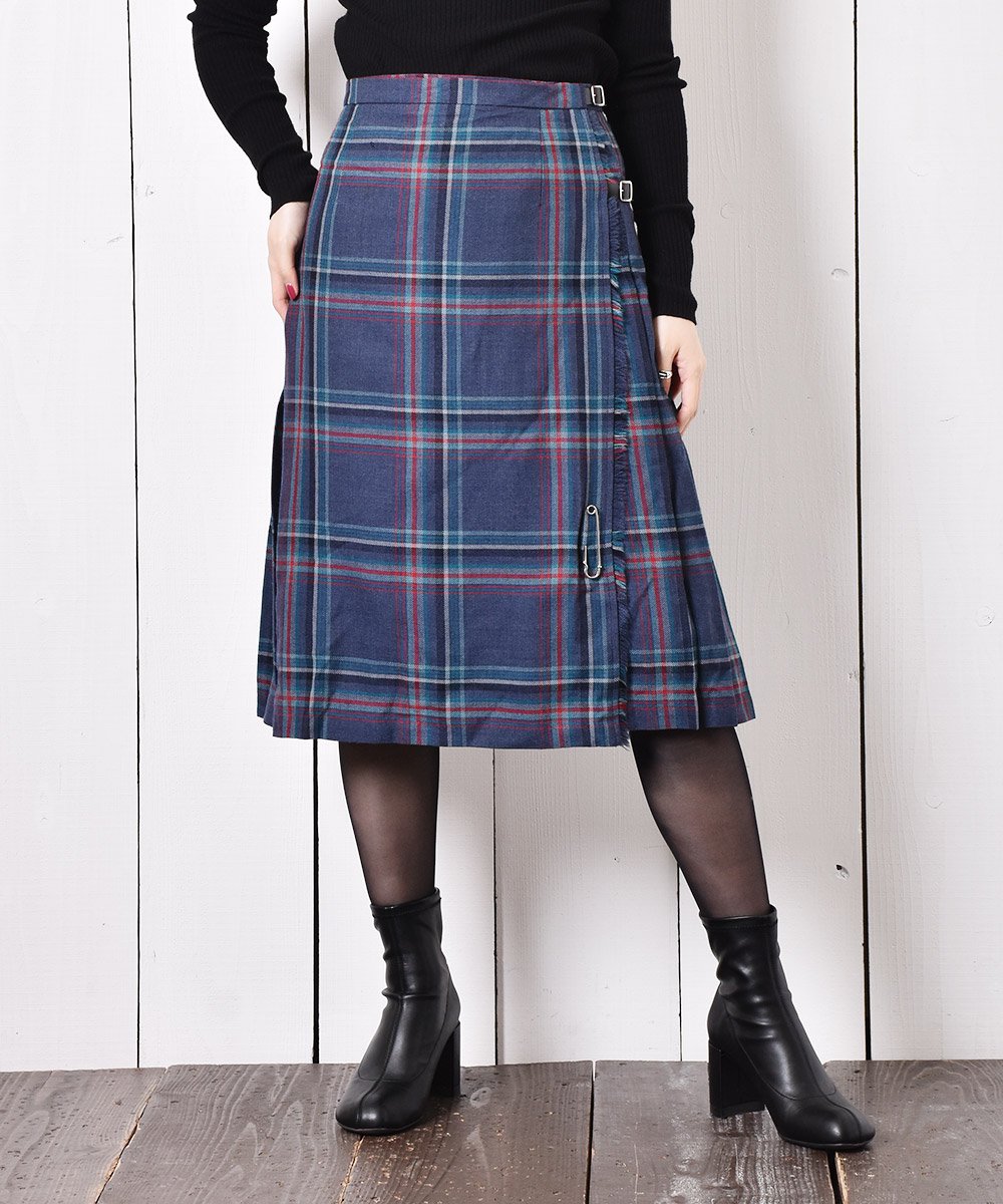 スコットランド製 ベルト付き ウールプリーツスカート パープル - 古着 ...