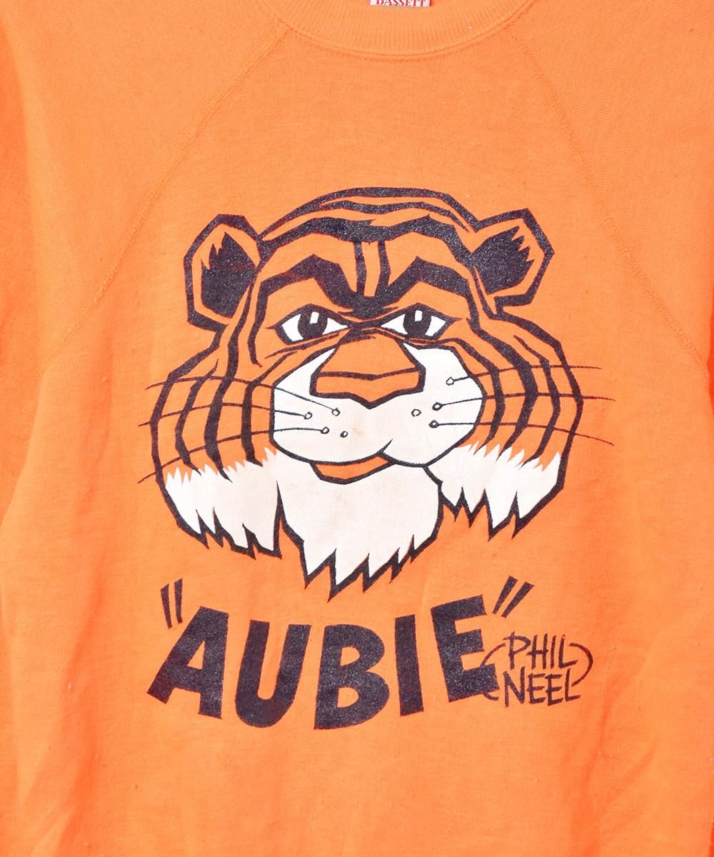 アメリカ製 オーバーン大学 Aubie The Tiger キャラクター カレッジプリント スウェットシャツ 古着のネット通販サイト 古着屋グレープフルーツムーン Grapefruitmoon Onlineshop ヴィンテージアイテム レトロファッション
