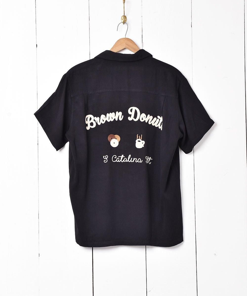3色展開】「Backers」ドーナツモチーフ刺繍 オープンカラー 半袖 3色展開】「Backers」ドーナツモチーフ刺繍 オープンカラー 半袖