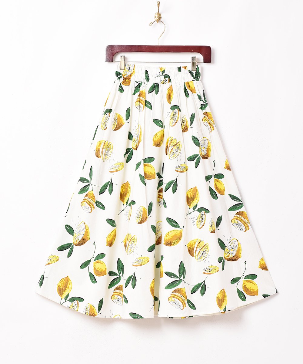 サイズ交換ＯＫ】 マーリエパーエフデのレモン柄スカート スカート 