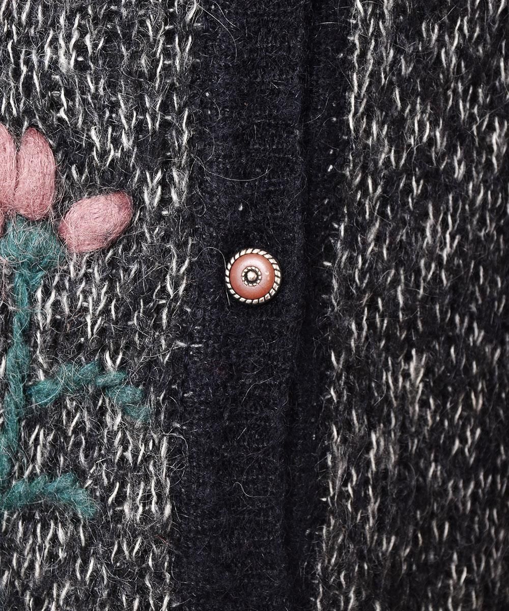花刺繍 モヘアカーディガン - 古着屋グレープフルーツ ムーン 花刺繍 モヘアカーディガン - 古着屋グレープフルーツ ムーン