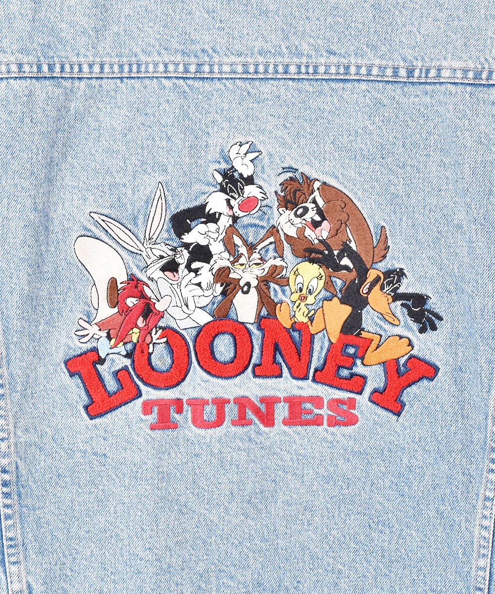 LOONEY TUNES 刺繍デニムジャケット - 古着のネット通販サイト 古着屋 