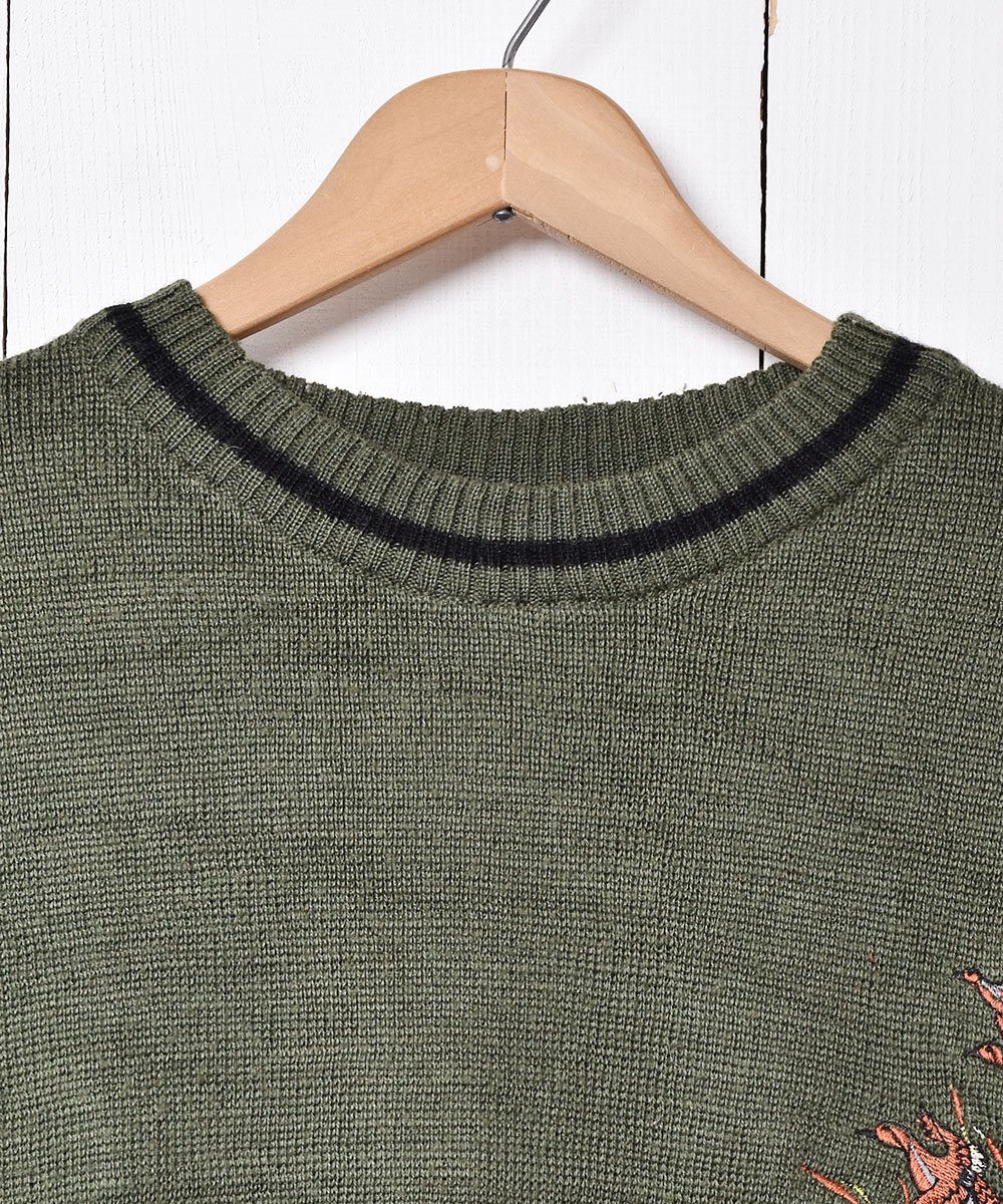 ワンポイント刺繍セーター - 古着のネット通販サイト 古着屋 