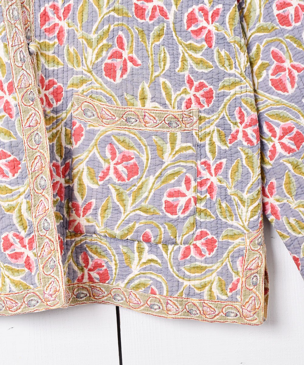 花柄 リバーシブルキルティングジャケット - 古着のネット通販サイト 
