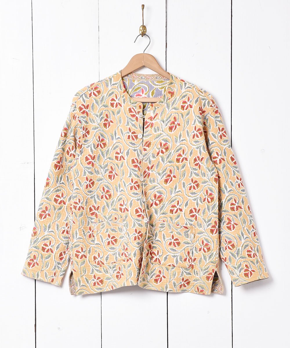 花柄 リバーシブルキルティングジャケット - 古着のネット通販サイト