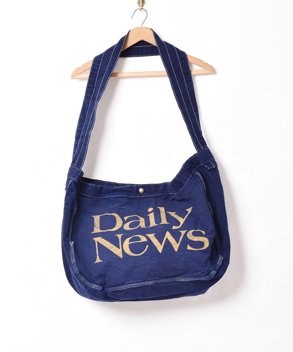2色展開】後染め ニュースペーパーバッグ【Daily News】ネイビー 2色展開】後染め ニュースペーパーバッグ【Daily News】ネイビー