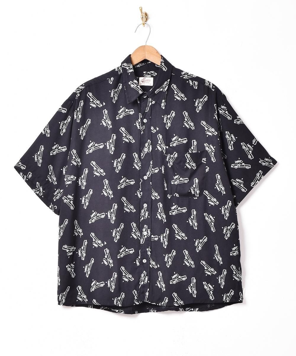 2ŸۡBackers Ⱦµ å֥롼ͥ