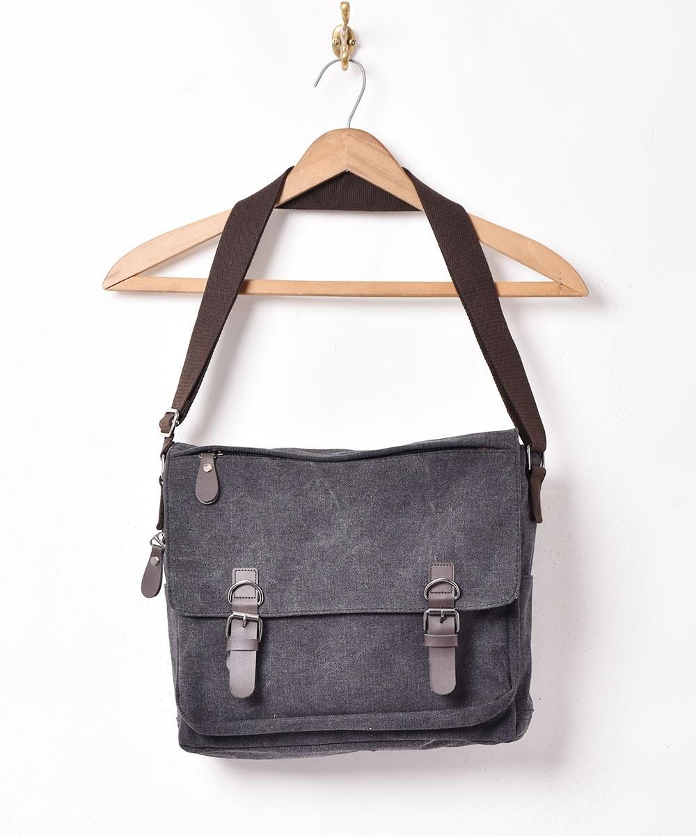 新品 ブリーフィング BRIEFING ショルダーバッグ ソリッド