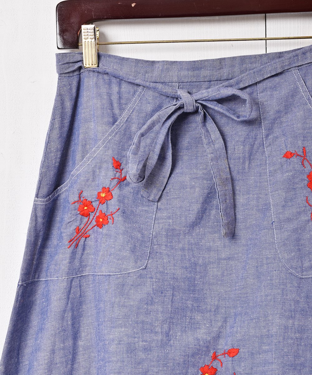 古着の画像ハンドメイド 花刺繍 ラップスカート