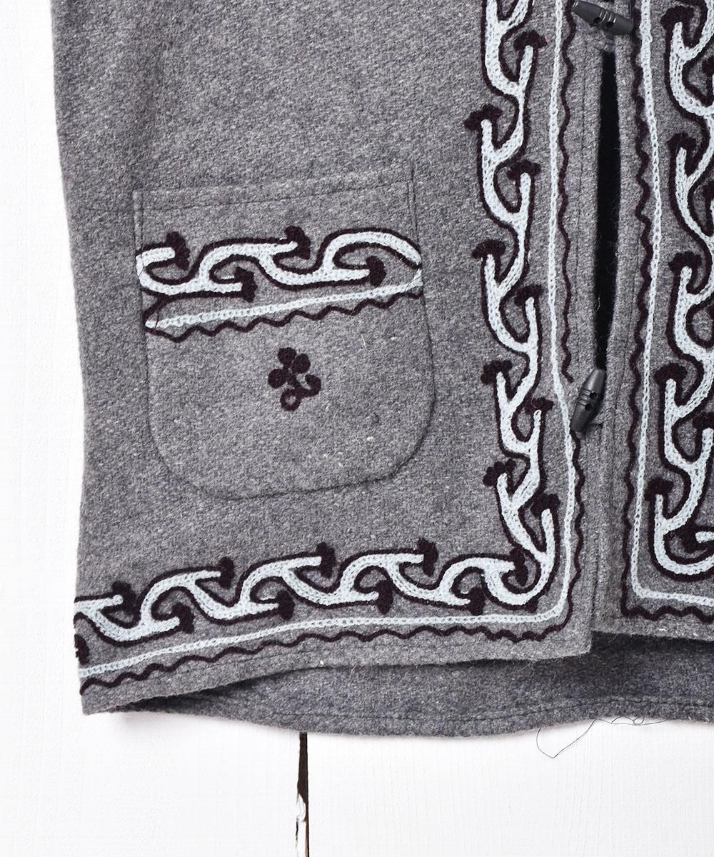 刺繍 トグルボタン ベスト - 古着屋グレープフルーツ ムーン 刺繍 トグルボタン ベスト - 古着屋グレープフルーツ ムーン