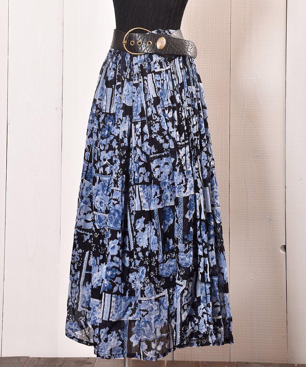 <img class='new_mark_img1' src='https://img.shop-pro.jp/img/new/icons14.gif' style='border:none;display:inline;margin:0px;padding:0px;width:auto;' />Made in India Indian Cotton Skirt Blue Floweråʥ ֥롼ե R1ͥ