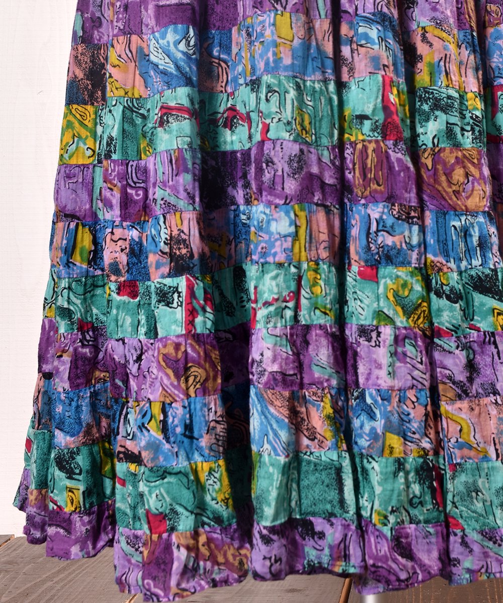 <img class='new_mark_img1' src='https://img.shop-pro.jp/img/new/icons14.gif' style='border:none;display:inline;margin:0px;padding:0px;width:auto;' />Made in India Indian Cotton Skirt Patchwork like Colorful Patternåʥ ե ѥå R1ͥ