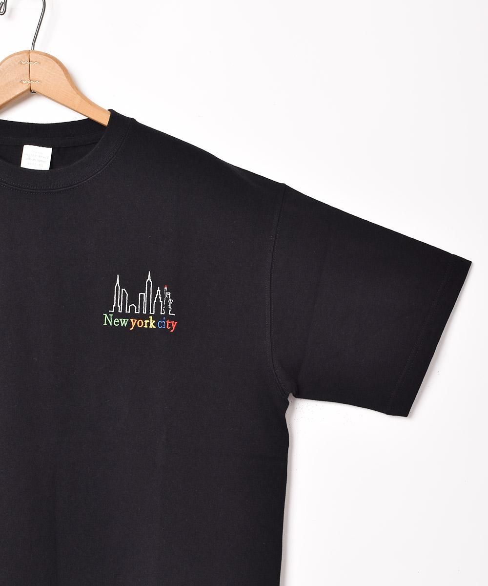 2色展開】ワンポイント 刺繍 Tシャツ 「New York」 ブラック 2色展開】ワンポイント 刺繍 Tシャツ 「New York」 ブラック